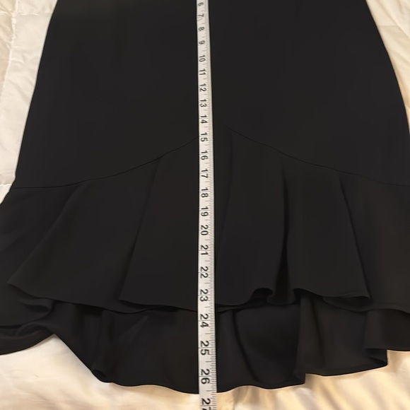 EUC Dolce & Gabbana skirt, black, size 6 estimate - Picture 6 of 6
